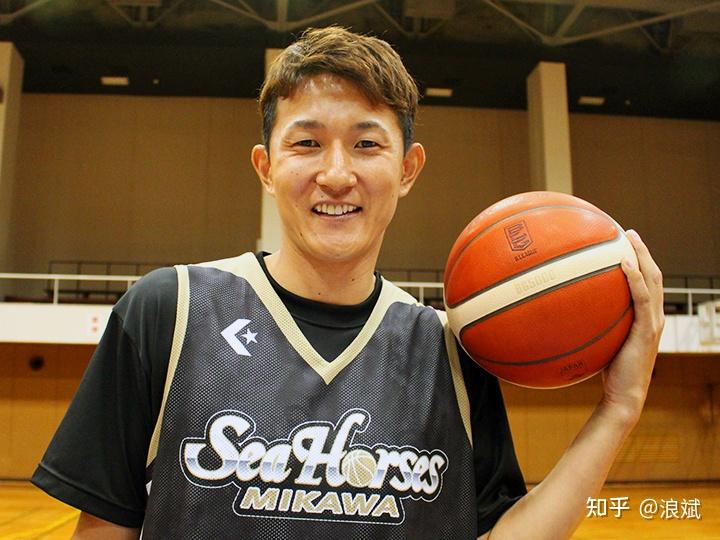 日本篮球明星登陆澳洲联赛，引发球迷狂热追捧
