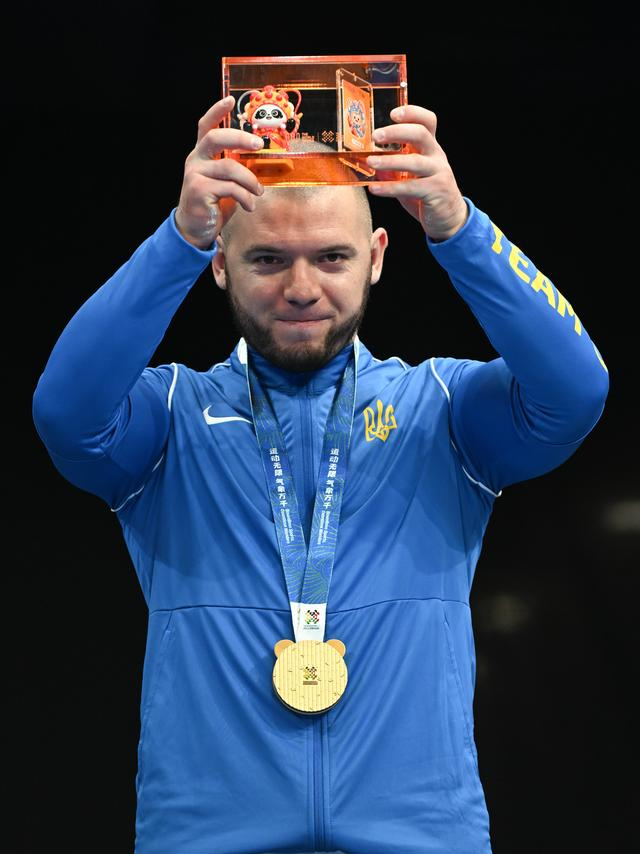 射击比赛乌克兰选手勇夺头筹