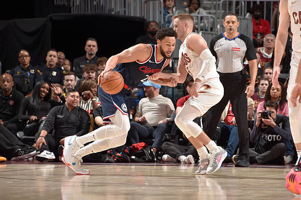 快船血洗热火，西蒙斯统治全场的简单介绍