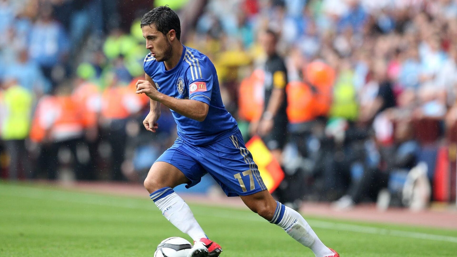 莱万巨星价值闪耀欧冠，阿森纳完胜亚特兰大提前锁定晋级