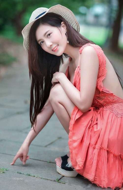 德甲争冠夜，当一个库尔图瓦在威斯特法伦球场的横梁下苏醒