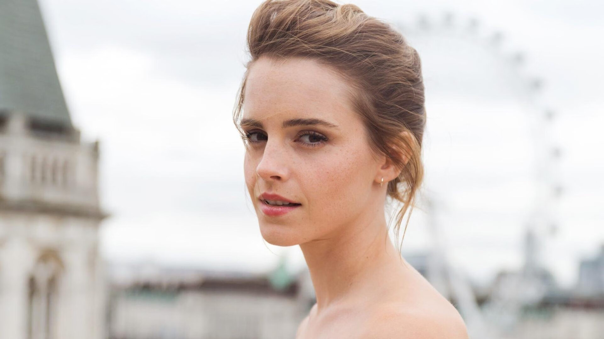 爱德华兹生涯之夜璀璨绽放,鹈鹕铁血防守封锁凯尔特人